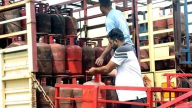 एमपी समेत देशभर में LPG डिस्ट्रीब्यूटर्स की हड़ताल, आज से ठप रहेगी सिलेंडर डिलीवरी 8 010 2