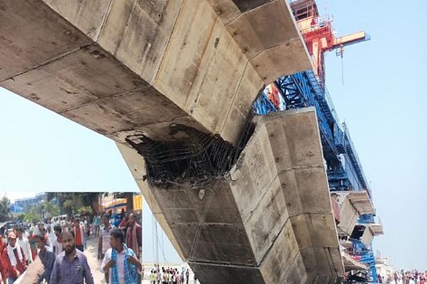 कांगो में खदान धंसने से टूटा ब्रिज, 50 लोगों की मौके पर मौत 1 012 2