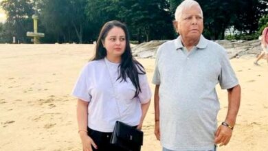 बिहार चुनाव के बाद लालू परिवार में फूट,बेटी रोहिणी आचार्य ने छोड़ी राजनीति, 8 023