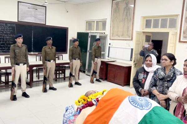 मरणोपरांत अनिल काले ने किया देहदान 1 04 26