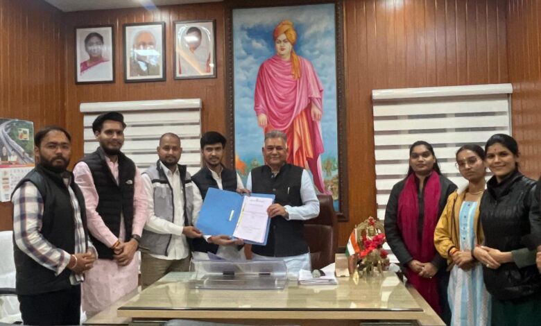 8e441d47 b3fc 4a0c 9903 ff2016f6572a