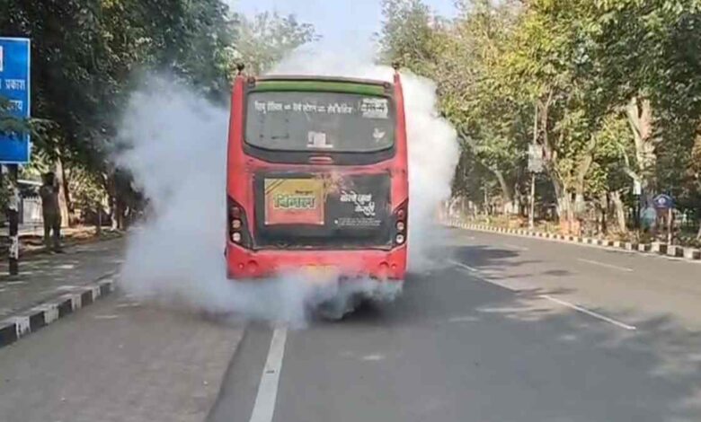 BUS SE DHUVA