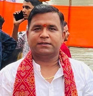 मानस भवन विवाद में बड़ा अपडेट: आपत्तिजनक पुस्तक विक्रेता सतना के नागौद से गिरफ्तार, मैहर वाली माता को लेकर पूर्व में भी कर चुका था धार्मिक टिप्पणी,कल प्रदेश के 34 जिलों में विहिप–बजरंग दल का प्रदर्शन 5 FB IMG 1764093299064