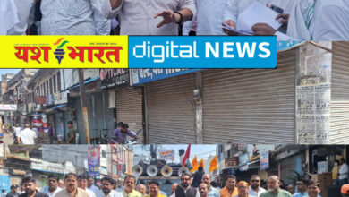 अराध्य पर अमर्यादित टिप्पणी को लेकर बढ़ा आक्रोश, दिलबहार चौक से शुरू हुआ विशाल जुलूस, सिंधी भाइयों ने सुबह से बंद रखे प्रतिष्ठान, अन्य समाजों का भी समर्थन 6 IMG 20251104 120337