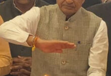 कटनी की हवाएं बोल रहीं दद्दाजी, कैमार की पहाड़ियां बोल रहीं दद्दाजी : शिवराज सिंह, कटनी में बोले केंद्रीय मंत्री - सदमार्ग पर चलाएं दद्दाजी जी 17 IMG 20251113 191945
