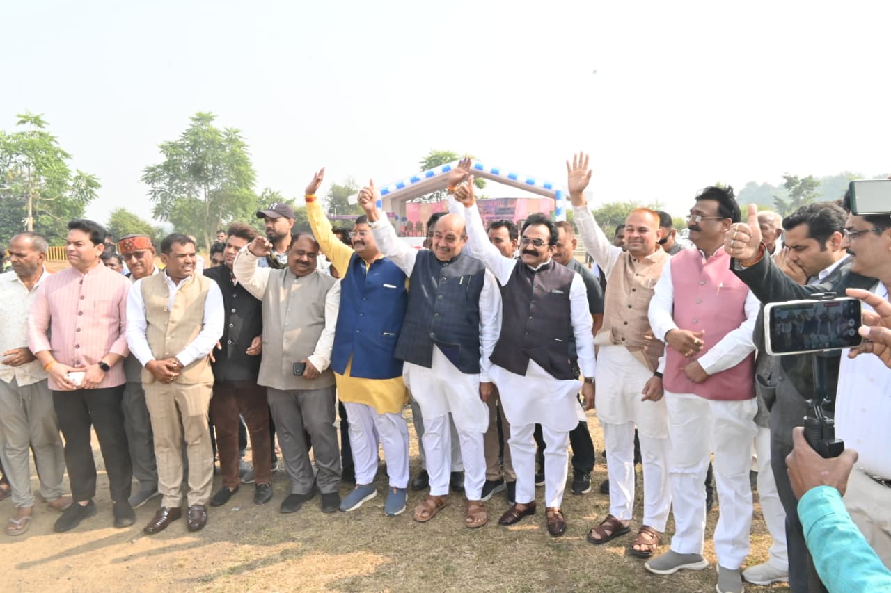 गुरुवार से भेड़ाघाट से शुरू हुई पीएमश्री हेली पर्यटन सेवा, 2 WhatsApp Image 2025 11 20 at 12.08.47 PM 1