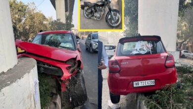 स्विफ्ट कार ने बुलेट को मारी जोरदार टक्कर, एक की मौत, दूसरा की हालत गंभीर 8 02 7