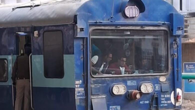 मुड़वारा स्टेशन में जल्द शुरू होगी लिफ्ट, डीआरएम ने निरीक्षण के बाद दिए तकनीक खामियों को दूर करने के निर्देश, सर्कुलेटिंग एरिया का देखा सौंदर्यीकरण 8 IMG 20251205 152942