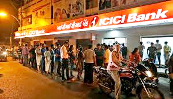 बिना लोन चुकाए फ्लैट बेच दिए, ICICI होम फाइनेंस को 4.20 करोड़ का चूना, 1 Untitled 7 copy 6