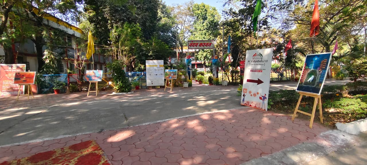 नवाचार का महाकुंभ: केवीएस जोनल हैकेथॉन में 351 प्रतिभागियों ने दिखाया तकनीकी कौशल 3 WhatsApp Image 2025 12 05 at 16.21.47