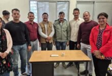 2 लाख से अधिक के ओ.जी. गांजा तस्करी का भंडाफोड़, एक आरोपी गिरफ्तार 5 WhatsApp Image 2025 12 16 at 17.01.39