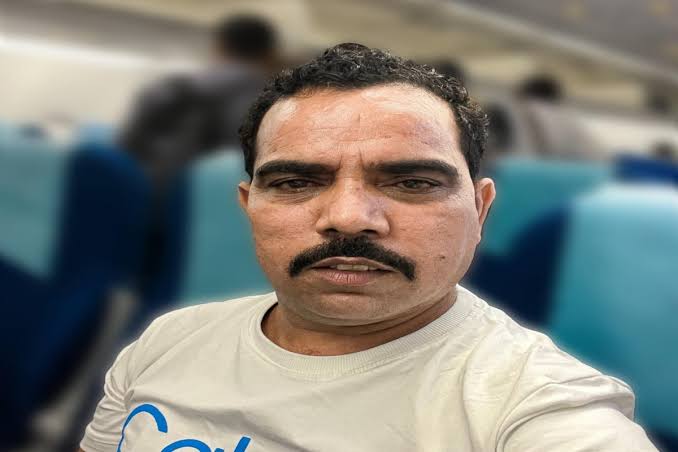 ऐतिहासिक ताजुल मसाजिद में वीडियो बनाने पर बवाल: इन्फ्लुएंसर शादाब जकाती के खिलाफ फतवा जारी, FIR की मांग 1 images 1 17