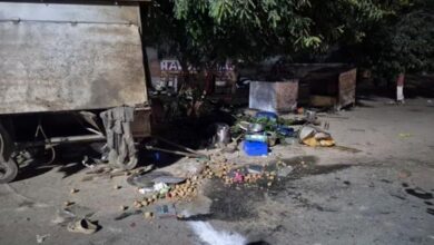 ऑडी कार की टक्कर से सड़कों पर मची चीख-पुकार,120 किमी/घंटा की बेकाबू गाड़ी ने मचाया तांडव 11 01 12