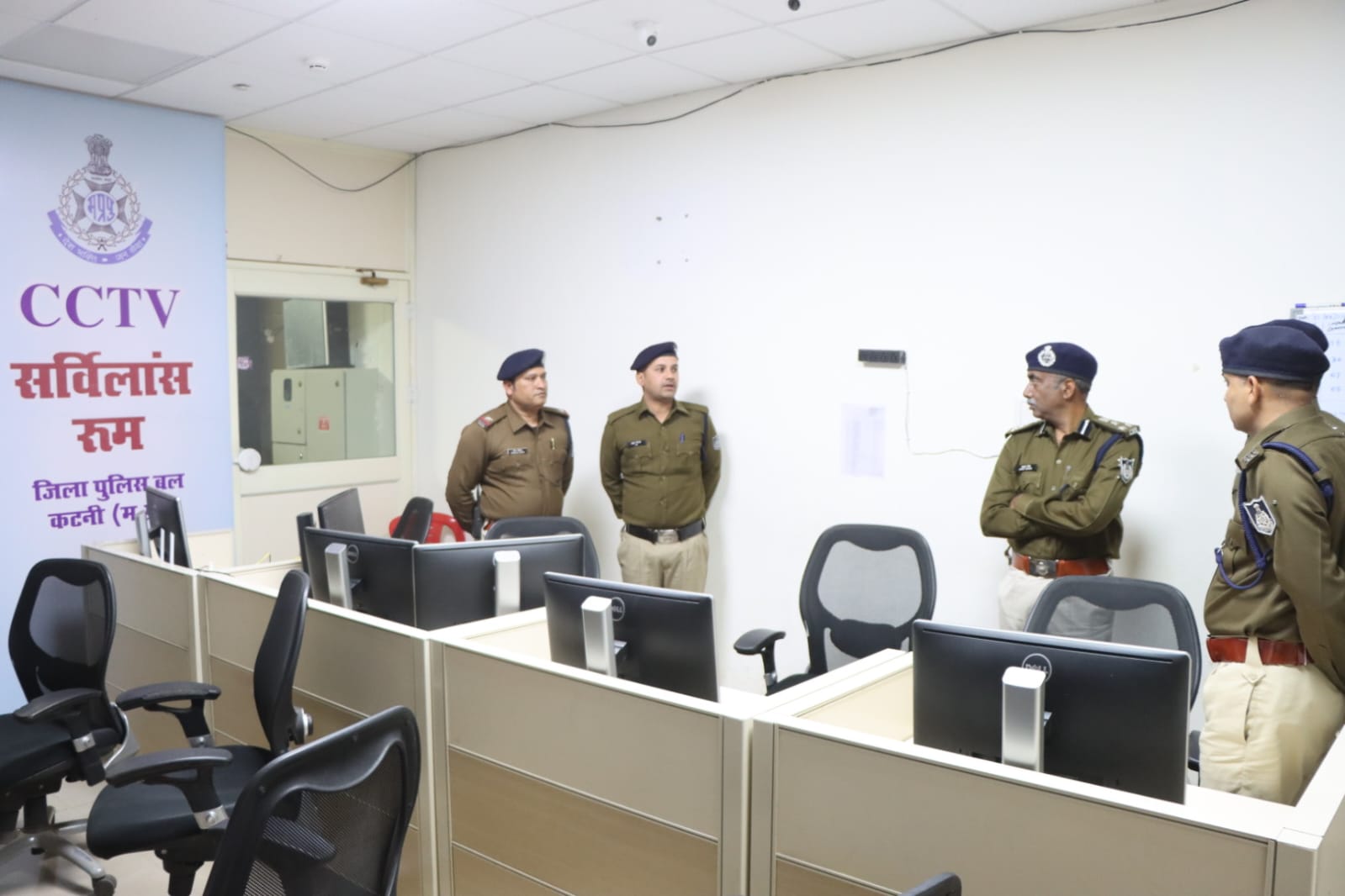 कटनी पुलिस के नवाचारों की सराहना की डीआईजी अतुल सिंह ने, अपराध समीक्षा बैठक में दिए CCTNS रैंकिंग में सुधार लाने एवं IRAD पोर्टल में डाटा फीडिंग के निर्देश 2 IMG 20260131 WA0049