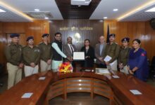 मप्र पुलिस की संवेदनशील पुलिसिंग को राष्ट्रीय पहचान: डीजीपी कैलाश मकवाणा चेंज मेकर अवार्ड से सम्मानित 12 WhatsApp Image 2026 01 06 at 19.38.42