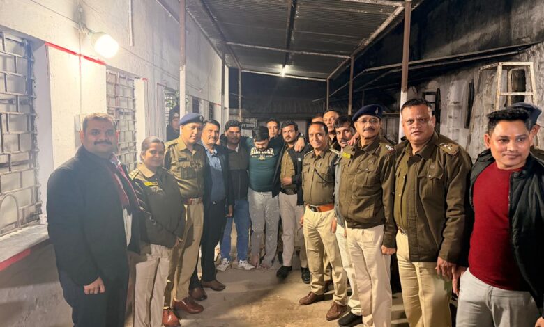 20 लाख की हाई-प्रोफाइल शराब तस्करी का मुख्य आरोपी गिरफ्तार 1 WhatsApp Image 2026 01 07 at 22.31.31