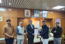 दुर्घटना टालने वाले रेल कर्मियों को किया सम्मानित 10 WhatsApp Image 2026 01 08 at 12.30.36