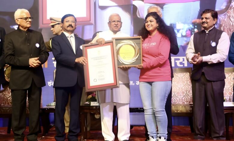 मेरा भारत, मेरा वोट थीम पर सारिका ने युवाओं को बताया मताधिकार का मतत्व 1 WhatsApp Image 2026 01 25 at 17.18.53