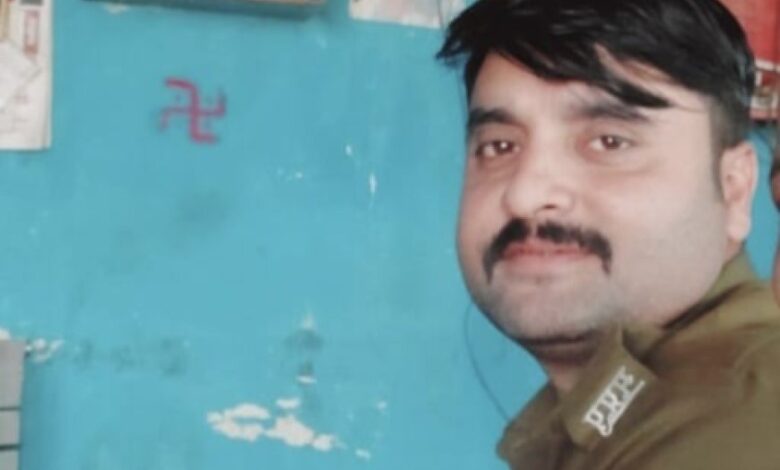 ड्यूटी के दौरान खौफनाक कदम: शहडोल में जबलपुर के आरक्षक शिशिर सिंह ने खुद को राइफल से मारी गोली। 1 image 870x 69734bb8b3c8a