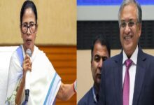 चुनावी लापरवाही पर EC का सख्त डंडा: बंगाल में 7 अफसर सस्पेंड 10 01 24