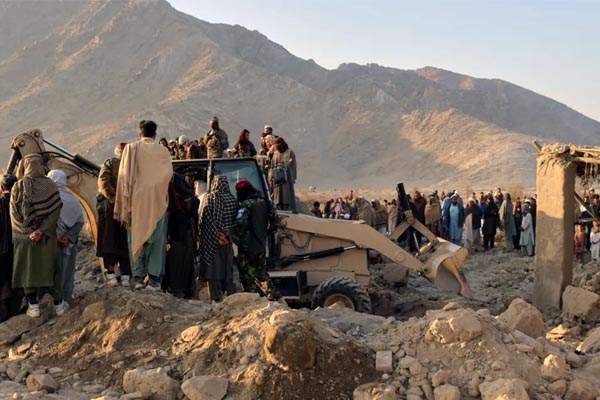 पाकिस्तान और अफगानिस्तान में ‘ओपन वॉर’ का ऐलान, दोनों सेनाओं ने संभाली मोर्चेबंदी 1 01 48