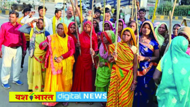 डोंगरिया में खुलेआम शराब की बिक्री, महिलाओं ने कलेक्टर से की शिकायत, कच्ची शराब बनाने व बेचने पर लगे रोक 9 03 21