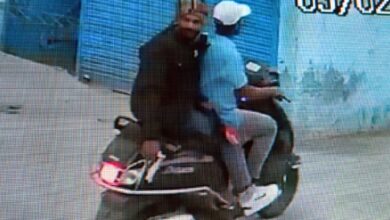 कुख्यात बदमाश शिब्बू खान ने गोलियां व बम चलाकर इलाके में फैलाया आतंक 17 04 2