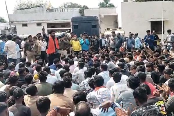 सिहोरा बवाल में तीन एफआईआर, 49 उपद्रवी गिरफ्तार 1 09 6