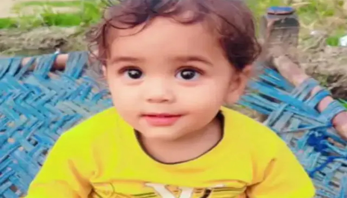 न बैरिकेडिंग थी, न कोई बोर्ड.अब 3 साल के मासूम की गड्ढे में गिरकर मौत 1 11112111