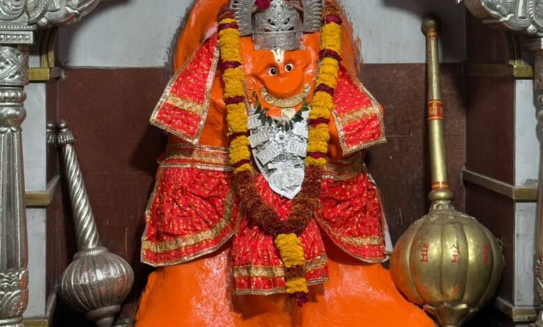 महाशिवरात्रि पूर्व संध्या पर होगा एक शाम छींद वाले दादाजी के नाम का आयोजन 1 Snapins.ai 489617115 1770187846874289 5160122544623539801 n 1080