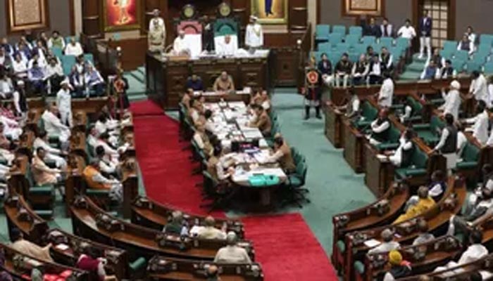 बजट से पहले गरजा विपक्ष, भारतीय राष्ट्रीय कांग्रेस का तीसरे दिन भी हंगामा 1 Untitled 4 copy 11