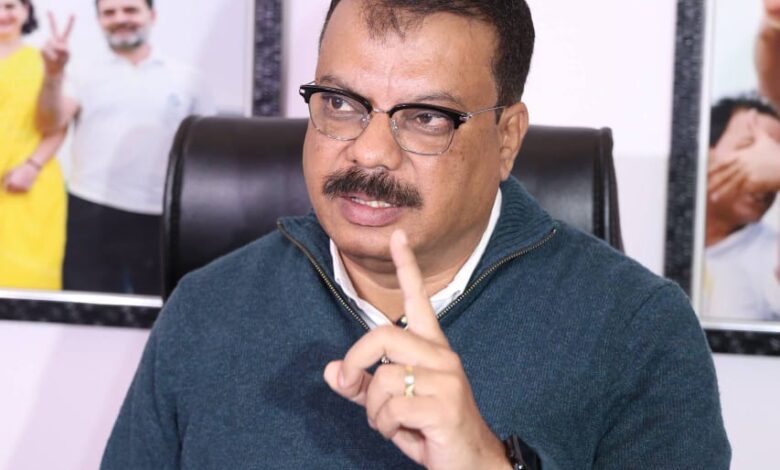 केंद्रीय बजट आम जनता के लिए नहीं, सिर्फ़ दिखावे और खोखले वादों का दस्तावेज़ है, उमंग सिंघार 1 WhatsApp Image 2026 02 01 at 16.45.23