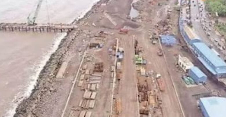 वर्सोवा–दहिसर सागरी किनारा मार्ग को मिली रफ्तार 1 WhatsApp Image 2026 02 02 at 9.01.01 AM