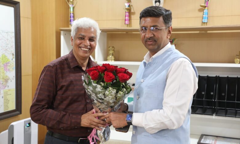 मनीष सिंह ने संभाला जनसंपर्क आयुक्त और एमडी माध्यम का कार्यभार 1 WhatsApp Image 2026 02 14 at 13.48.42