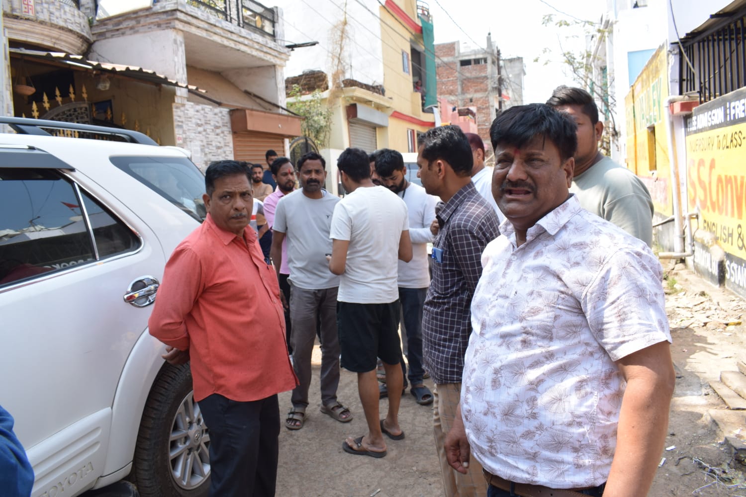 राजस्थान में दर्दनाक हादसा: खाटूश्याम दर्शन के लिए जा रहे जबलपुर के 5 लोगों की मौत 3 WhatsApp Image 2026 02 14 at 14.05.10