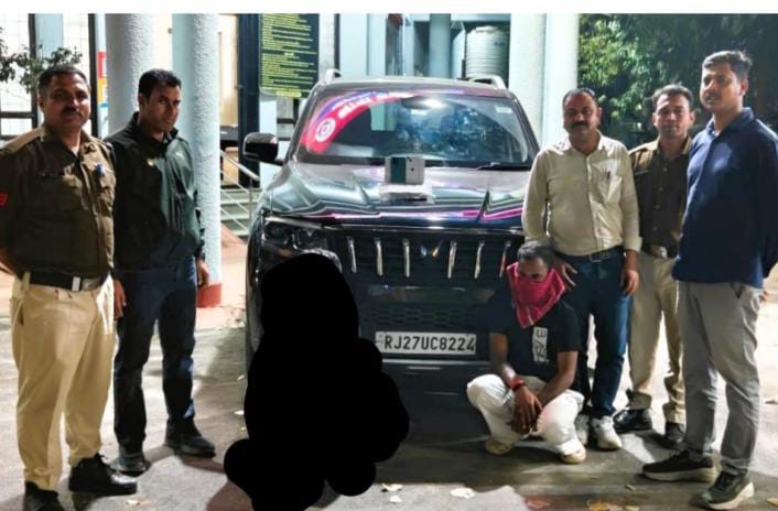 स्कार्पियो से मोबाइल लूटने वाला गैंग धराया 1 WhatsApp Image 2026 02 16 at 11.54.57