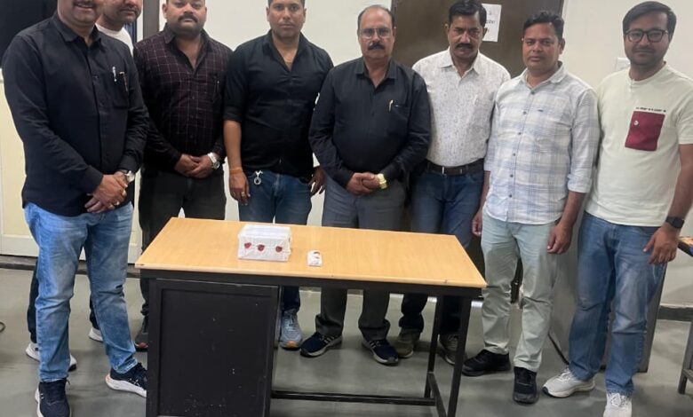 इंद्रा नगर से 2 लाख की चरस के साथ भूरा गिरफ्तार 1 WhatsApp Image 2026 02 16 at 17.53.36