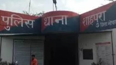 शाहपुरा थाना प्रभारी लोकेंद्र सिंह ठाकुर सस्पेंड, बिना लिखा-पढ़ी युवक को थाने में रखने का आरोप 7 photo thana d6bff89741b585e901adc88842c746ab