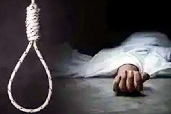 पुत्र के जन्मदिन पर पिता फांसी के फंदे पर झूला 1 04 13