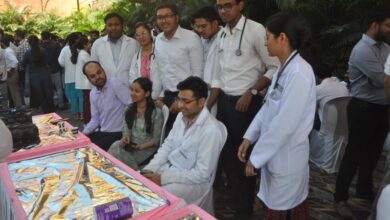 जूनियर डॉक्टरों की हड़ताल टली: सरकार के आश्वासन के बाद 16 मार्च तक काम पर लौटे 8 हजार जूडा 19 IMG 20260309 WA0065