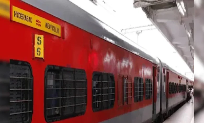 बैसाखी पर दिल्ली-अशोकनगर के बीच चलेगी स्पेशल ट्रेन; 19 जनरल कोच से यात्रियों को मिलेगी बड़ी राहत 1 Indian Railways Photo 16510333293x2 1