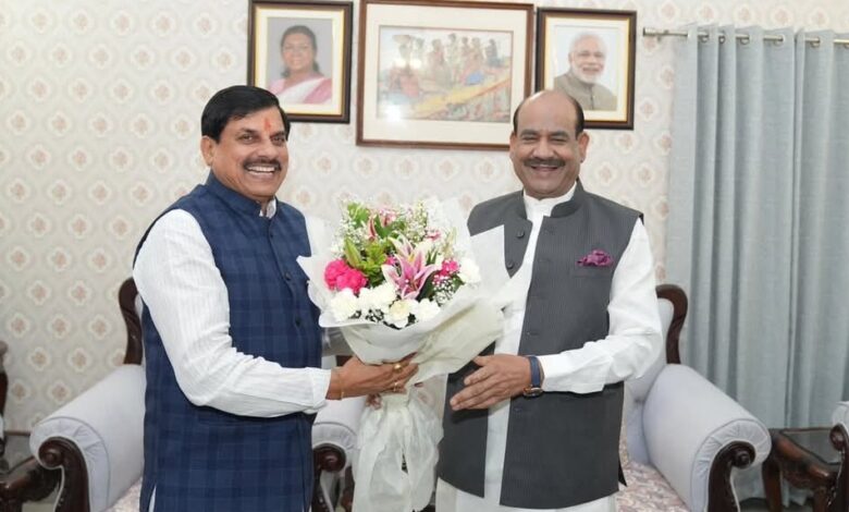 मुख्यमंत्री डॉ. मोहन यादव ने लोकसभा अध्यक्ष ओम बिरला से की सौजन्य भेंट 1 Screenshot 2026 03 22 10 20 52 87 a23b203fd3aafc6dcb84e438dda678b6