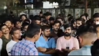 यूनिवर्सिटी के छात्रों पर खूनी हमला; 100 से ज्यादा छात्रों ने घेरा थाना 8 Screenshot 20260317 114830.WhatsApp