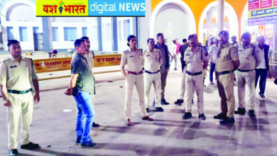 डेढ़ सैकड़ा पुलिस अधिकारियों ने रात भर की काम्बिंग गश्त, 52 वारंटी गिरफ्तार, 73 निगरानी बदमाशों एवं सूचीबद्ध गुण्डों की चैकिंग 9 combing