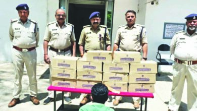 72 हजार की देशी शराब जब्त की पुलिस ने, ऑपरेशन शिकंजा के तहत कैमोर पुलिस की बड़ी कार्रवाई, एक आरोपी गिरफ्तार, एक फरार 7 02 10