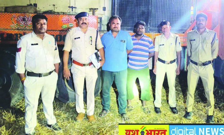 निर्देशों की अवहेलना, प्रतिबंध के बावजूद अवैध नलकूप का खनन, ढीमरखेड़ा पुलिस ने की कार्रवाई, बोरिंग मशीन सहित दो ट्रक किए जब्त 1 04 11