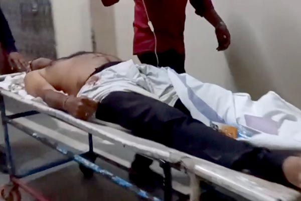 जमीनी विवाद में कट्टा चला, आधा दर्जन हमलावरों ने अधेड़ को किया लहूलुहान 1 06 9