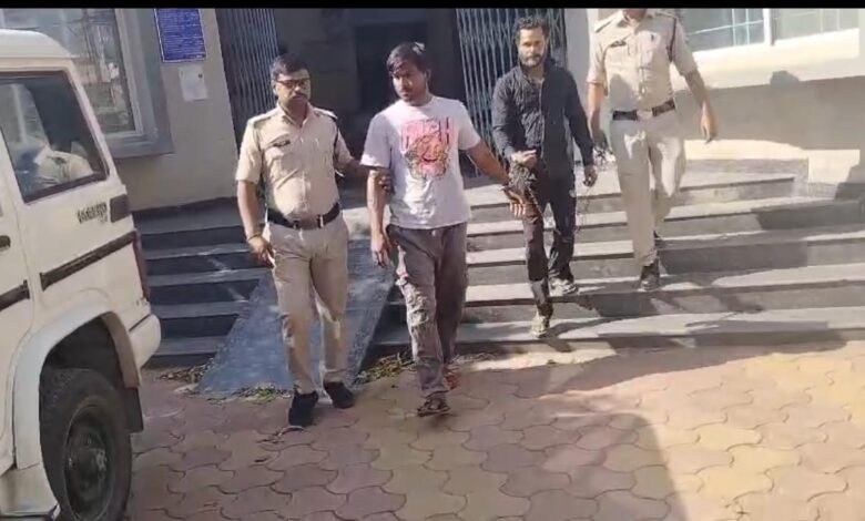 5 करोड़ का लालच देकर 28 हजार की ठगी, दो आरोपी गिरफ्तार 1 IMG 20260412 WA0024