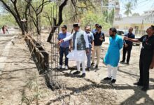 घटिया निर्माण पर मंत्री सारंग का सख्त रुख, निरीक्षण में खुली लापरवाही गौतम नगर में निर्माण कार्यों की गुणवत्ता पर जताई नाराजगी, जिम्मेदार अधिकारियों को लगाई फटकार 9 IMG 20260429 WA0055
