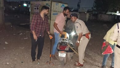 आधी रात को सड़कों पर उतरा भारी पुलिस बल, बदमाशों क़ी हुई धरपकड़ 6 WhatsApp Image 2026 04 05 at 11.07.09